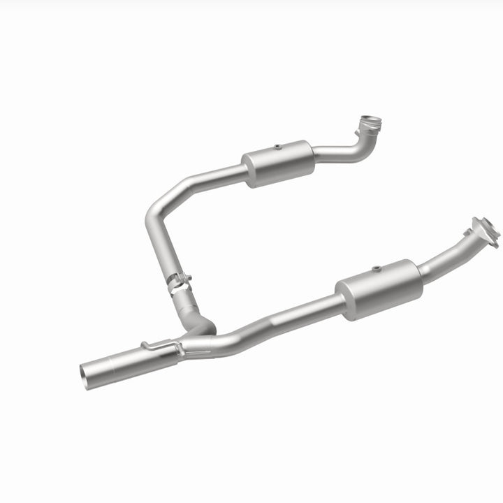 MagnaFlow OEM-Grade Direct-Fit Catalytic Converter - Ford E-350 Super Duty 2009-2019 6.8L - Underbody, view 25