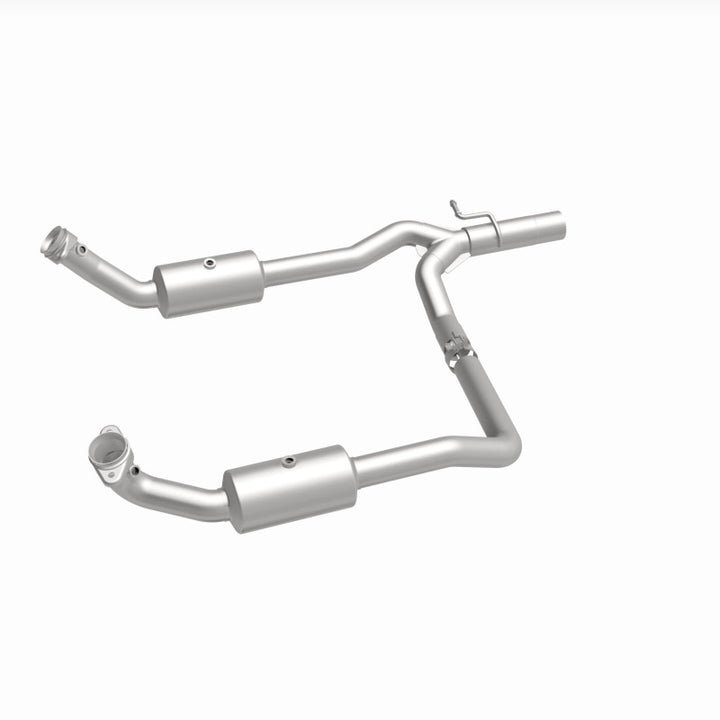 MagnaFlow OEM-Grade Direct-Fit Catalytic Converter - Ford E-350 Super Duty 2009-2019 6.8L - Underbody, view 31