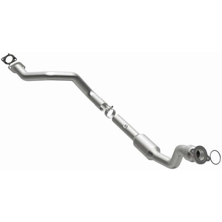 MagnaFlow OEM-Grade Direct-Fit Catalytic Converter - Buick Terraza 2005-2006 3.5L - Underbody, view 18