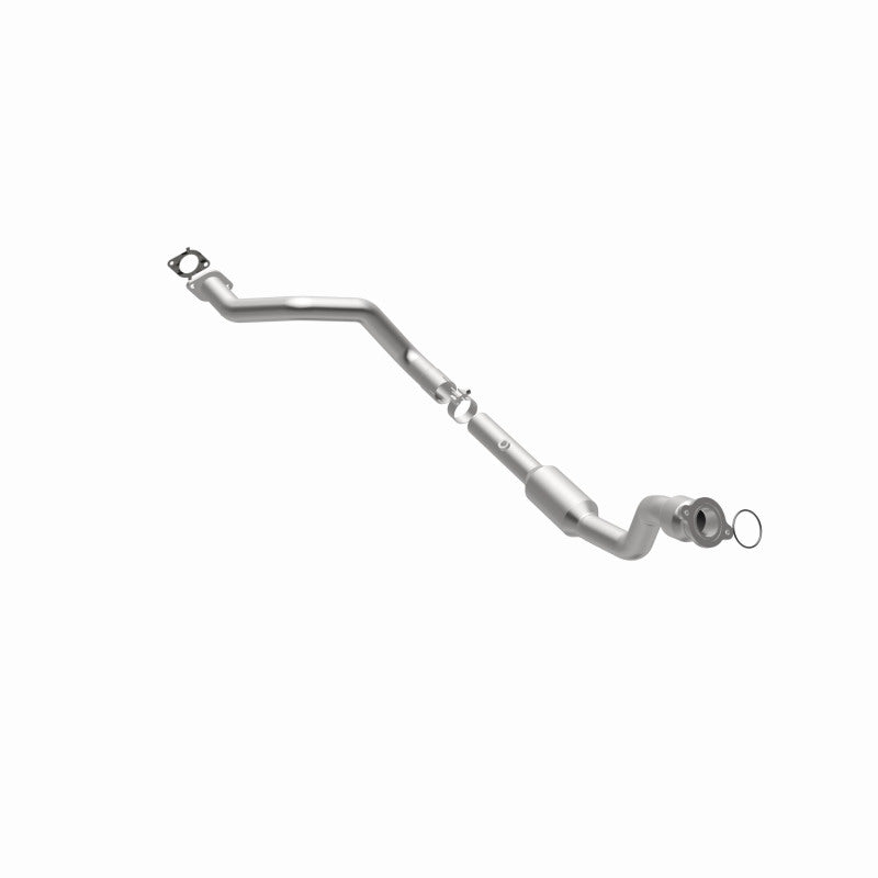 MagnaFlow OEM-Grade Direct-Fit Catalytic Converter - Buick Terraza 2005-2006 3.5L - Underbody, view 24