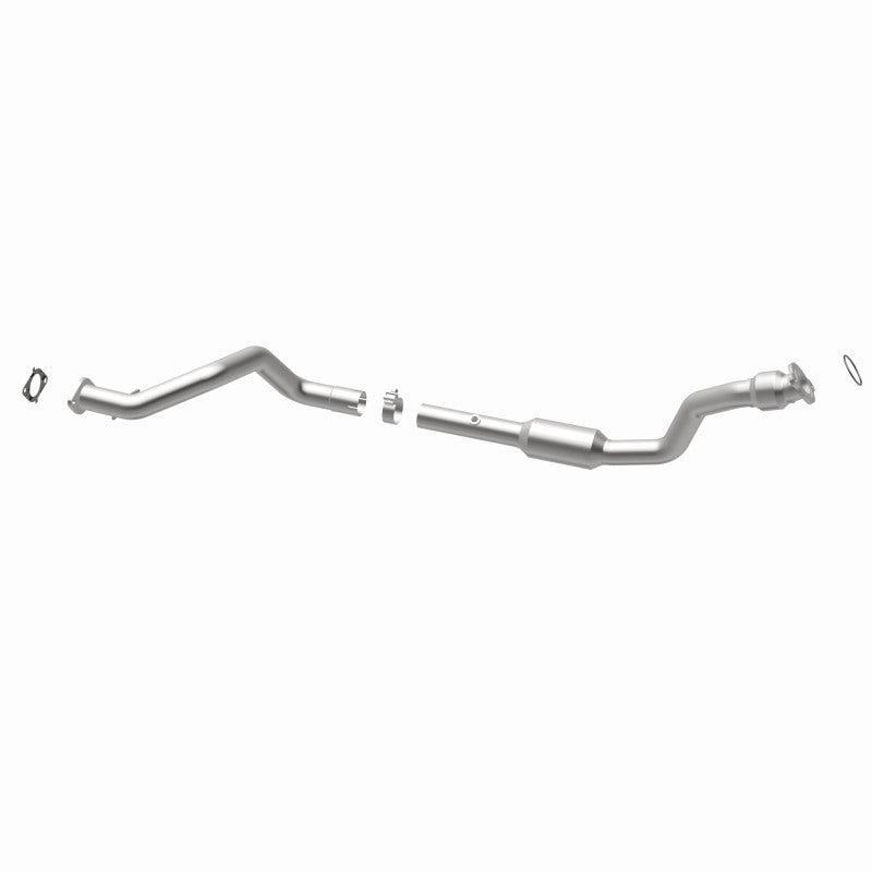 MagnaFlow OEM-Grade Direct-Fit Catalytic Converter - Buick Terraza 2005-2006 3.5L - Underbody, view 3