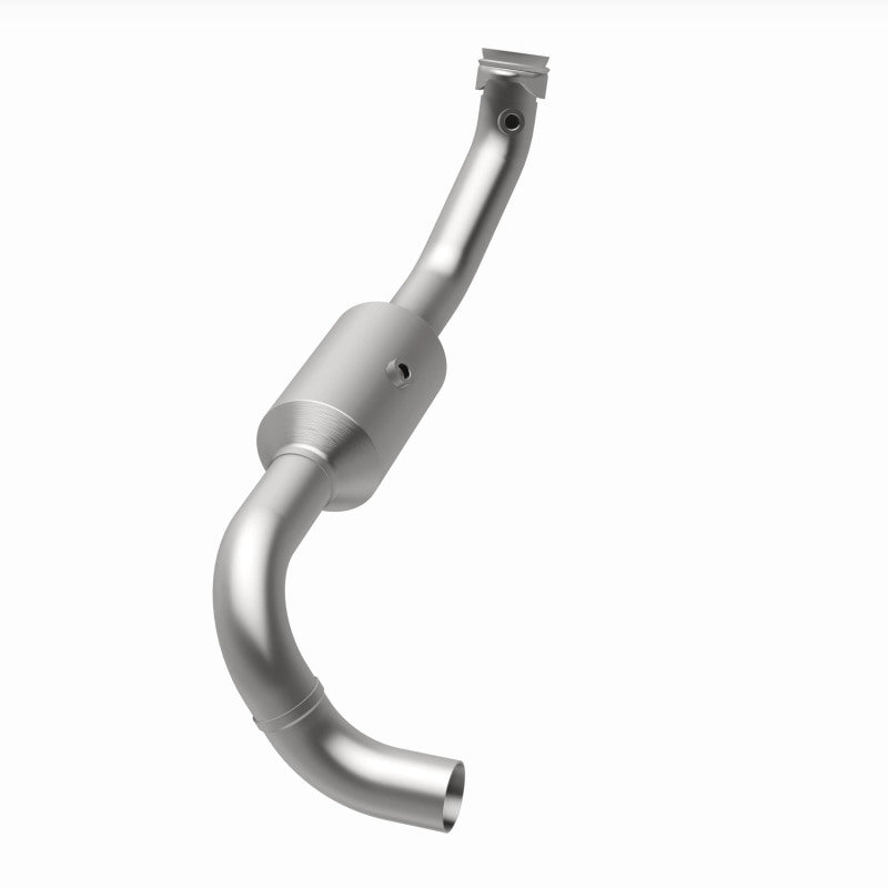 MagnaFlow OEM-Grade Direct-Fit Catalytic Converter - Ford F-150 2007-2008 4.6L - Underbody, view 2