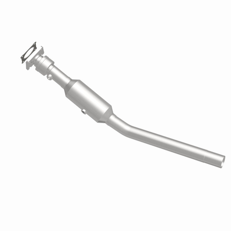 MagnaFlow OEM-Grade Direct-Fit Catalytic Converter - Chrysler Sebring 2004-2005 2.4L - Underbody, view 6
