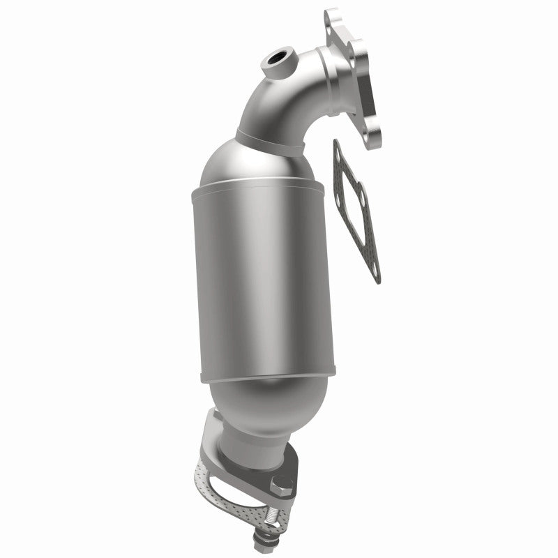 MagnaFlow OEM-Grade Direct-Fit Catalytic Converter - Chevrolet Traverse 2018-2023 V6 - Front, view 19