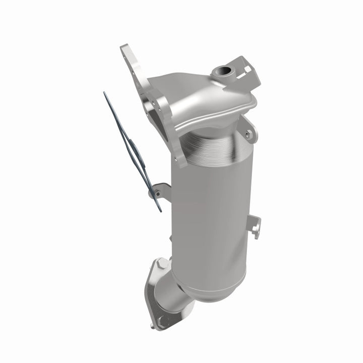 MagnaFlow OEM Grade Direct-Fit Catalytic Converter - Honda Civic / HR-V 2016-2025 - Underbody, view 3