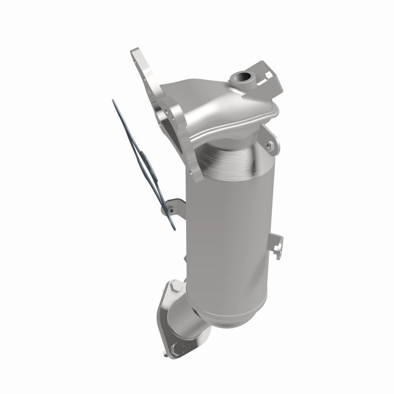 MagnaFlow OEM Grade Direct-Fit Catalytic Converter - Honda Civic / HR-V 2016-2025 - Underbody, view 3