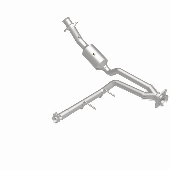 MagnaFlow OEM-Grade Direct-Fit Catalytic Converter - Ford F-150 2015-2020 3.3L/3.5L V6 - Right Underbody, 360 degree view