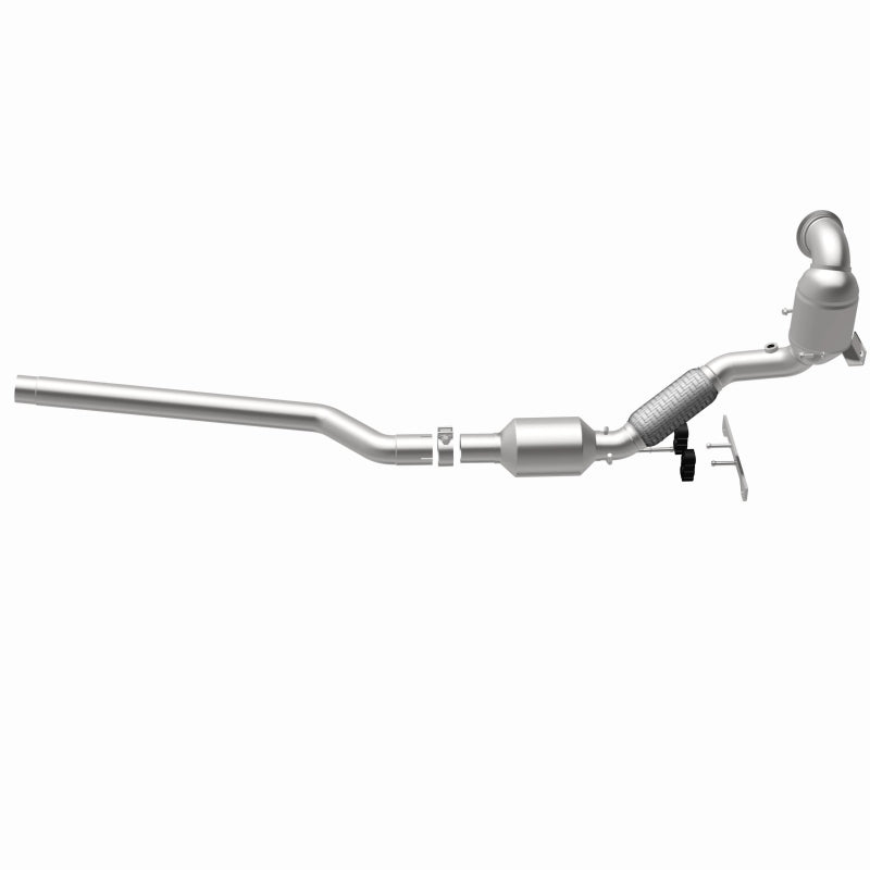 MagnaFlow OEM-Grade Direct-Fit Catalytic Converter - Volkswagen Tiguan 2018-2024 2.0L - Underbody, view 14