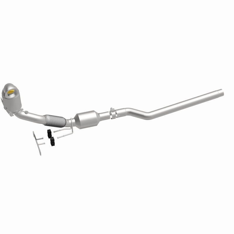 MagnaFlow OEM-Grade Direct-Fit Catalytic Converter - Volkswagen Tiguan 2018-2024 2.0L - Underbody, 360 degree view