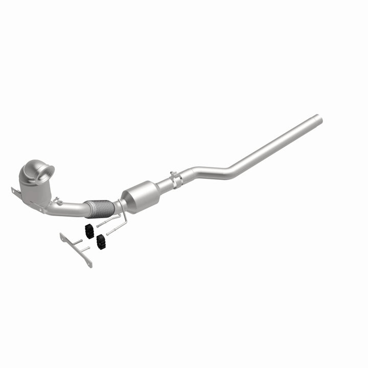 MagnaFlow OEM-Grade Direct-Fit Catalytic Converter - Volkswagen Tiguan 2018-2024 2.0L - Underbody, 360 degree view