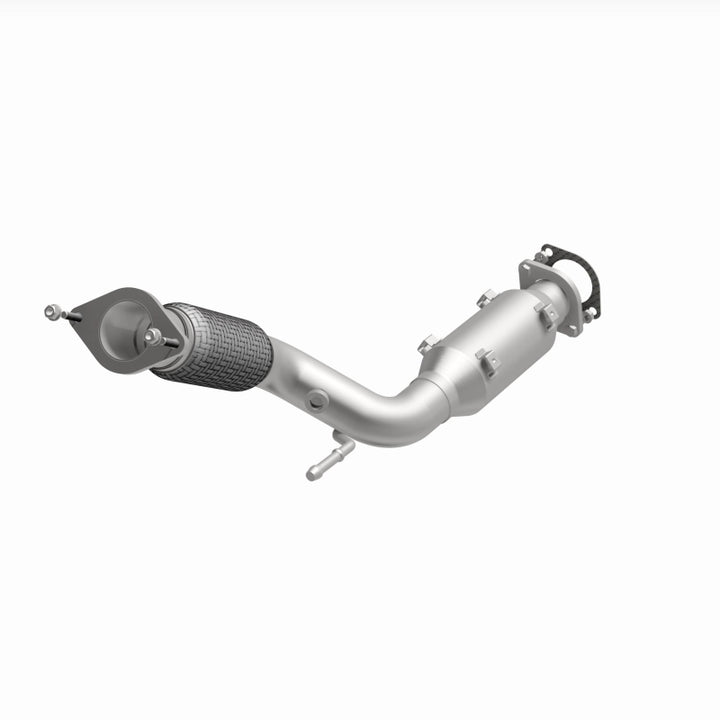 MagnaFlow OEM-Grade Direct-Fit Catalytic Converter - Nissan Rogue Sport 2017-2020 - Underbody, view 4