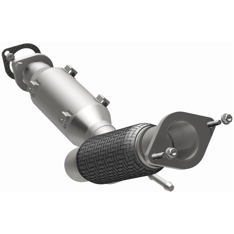 MagnaFlow OEM-Grade Direct-Fit Catalytic Converter - Nissan Rogue Sport 2017-2020 - Underbody, view 9