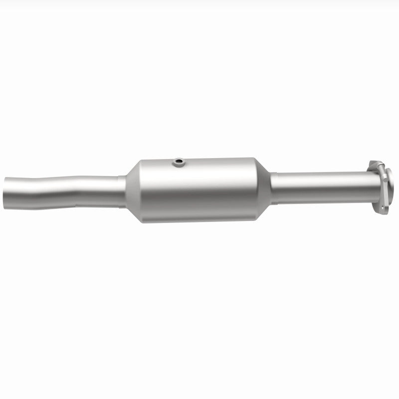 MagnaFlow OEM-Grade Direct-Fit Catalytic Converter - Ford F-350 Super Duty 2009-2010 6.8L - Underbody, view 12