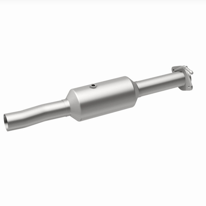 MagnaFlow OEM-Grade Direct-Fit Catalytic Converter - Ford F-350 Super Duty 2009-2010 6.8L - Underbody, view 32