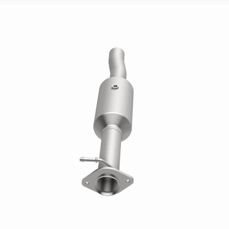 MagnaFlow OEM-Grade Direct-Fit Catalytic Converter - Ford F-350 Super Duty 2009-2010 6.8L - Underbody, view 5