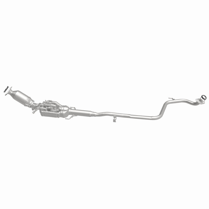 MagnaFlow OEM-Grade Direct-Fit Catalytic Converter - Toyota Prius C 2012-2013 1.5L - Underbody, view 18