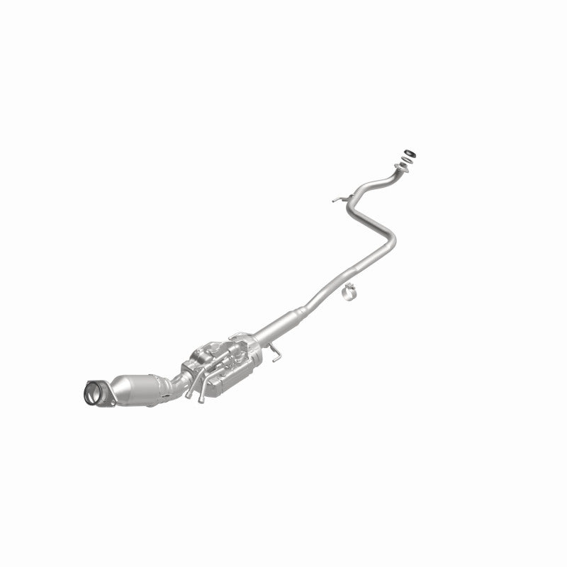 MagnaFlow OEM-Grade Direct-Fit Catalytic Converter - Toyota Prius C 2012-2013 1.5L - Underbody, view 23