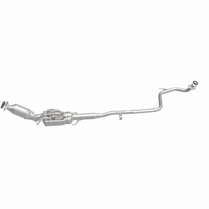 MagnaFlow OEM-Grade Direct-Fit Catalytic Converter - Toyota Prius C 2012-2013 1.5L - Underbody, view 25