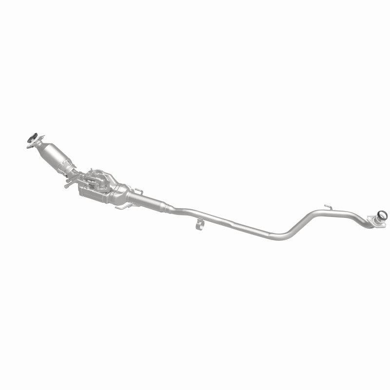 MagnaFlow OEM-Grade Direct-Fit Catalytic Converter - Toyota Prius C 2012-2013 1.5L - Underbody, view 34