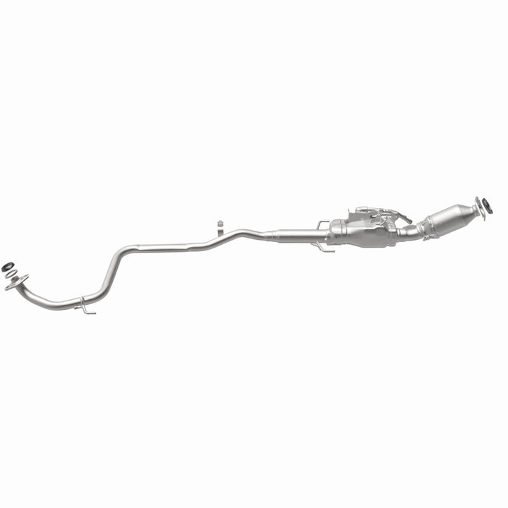 MagnaFlow OEM-Grade Direct-Fit Catalytic Converter - Toyota Prius C 2012-2013 1.5L - Underbody, view 9