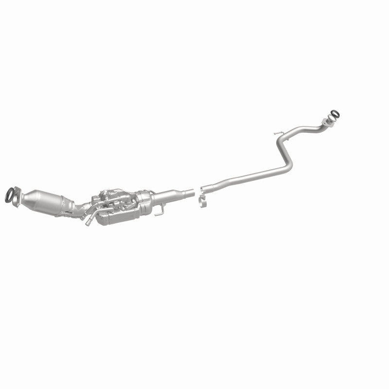 MagnaFlow OEM-Grade Direct-Fit Catalytic Converter - Toyota Prius C 2014-2019 1.5L - Underbody, view 3
