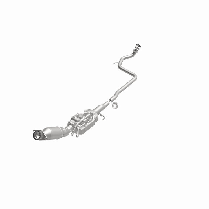 MagnaFlow OEM-Grade Direct-Fit Catalytic Converter - Toyota Prius C 2014-2019 1.5L - Underbody, view 32