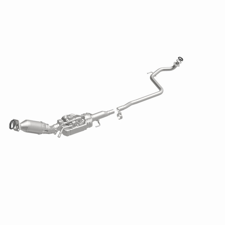 MagnaFlow OEM-Grade Direct-Fit Catalytic Converter - Toyota Prius C 2014-2019 1.5L - Underbody, view 37