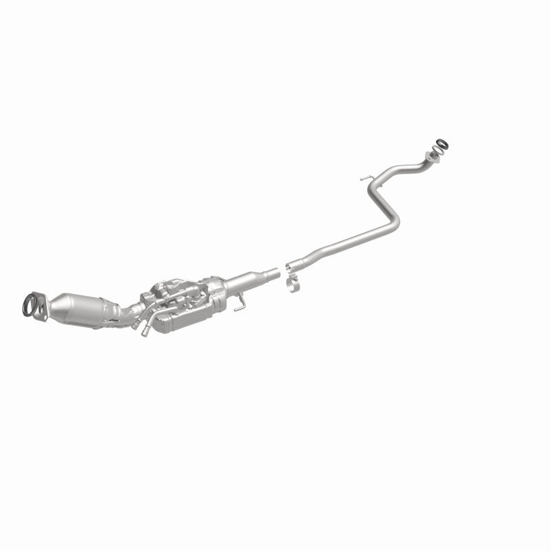 MagnaFlow OEM-Grade Direct-Fit Catalytic Converter - Toyota Prius C 2014-2019 1.5L - Underbody, view 37