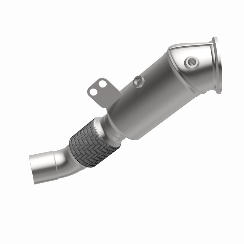 MagnaFlow OEM Grade Direct-Fit Catalytic Converter - BMW X5 / X3 2018-2024 - Front Underbody, view 6