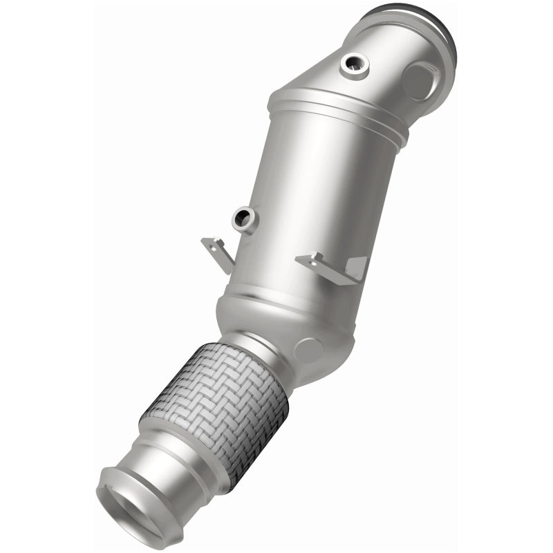 MagnaFlow OEM-Grade Direct-Fit Catalytic Converter - BMW 330i 430i 530e X3 2017-2024 2.0L, view 2