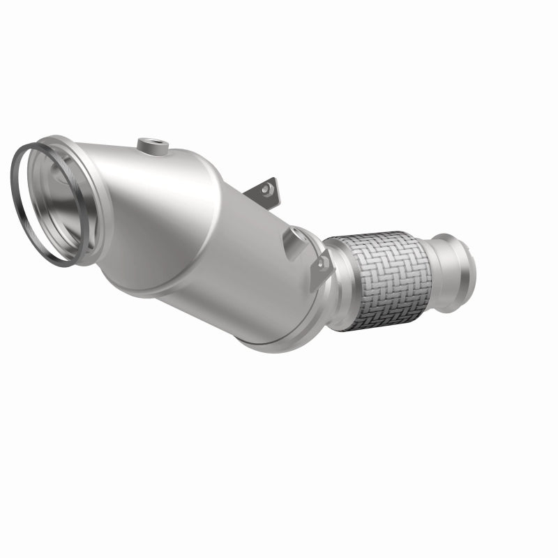 MagnaFlow OEM-Grade Direct-Fit Catalytic Converter - BMW 330i 430i 530e X3 2017-2024 2.0L, 360 degree view