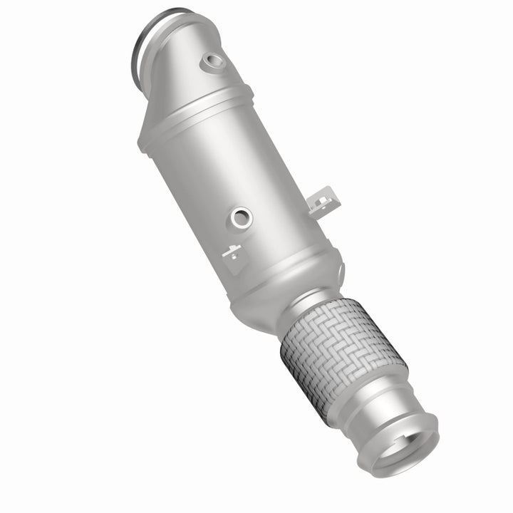 MagnaFlow OEM-Grade Direct-Fit Catalytic Converter - BMW 330i 430i 530e X3 2017-2024 2.0L, view 3