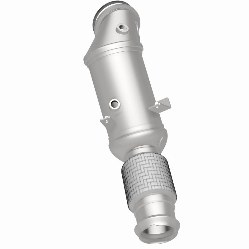 MagnaFlow OEM-Grade Direct-Fit Catalytic Converter - BMW 330i 430i 530e X3 2017-2024 2.0L, view 5