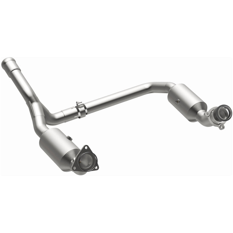 MagnaFlow OEM-Grade Direct-Fit Catalytic Converter - Chevrolet Silverado 1500 2019-2023 4.3L - Underbody, view 2