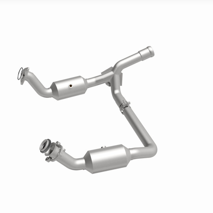 MagnaFlow OEM-Grade Direct-Fit Catalytic Converter - Chevrolet Silverado 1500 2019-2023 4.3L - Underbody, view 27