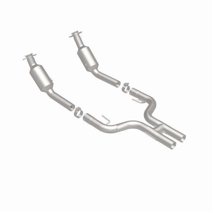 MagnaFlow OEM-Grade Direct-Fit Catalytic Converter - Ford Mustang 2005-2010 4.6L, view 3