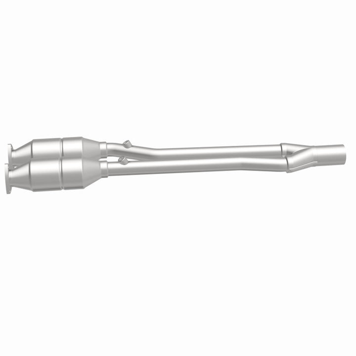 MagnaFlow OEM-Grade Direct-Fit Catalytic Converter - Audi TT Quattro / Volkswagen R32 3.2L 2004-2008, view 7