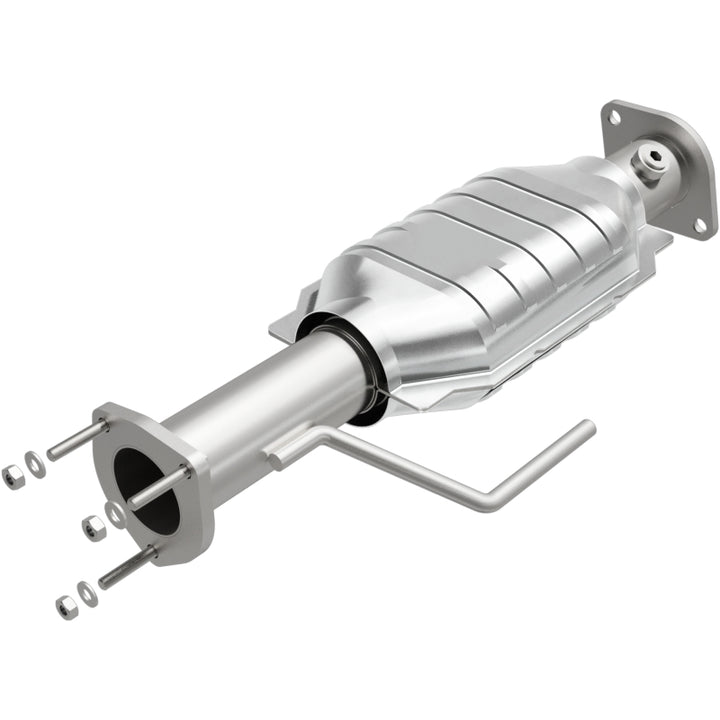 MagnaFlow OEM-Grade Direct-Fit Catalytic Converter - Jeep Wrangler 2000-2004 2.5L 4.0L