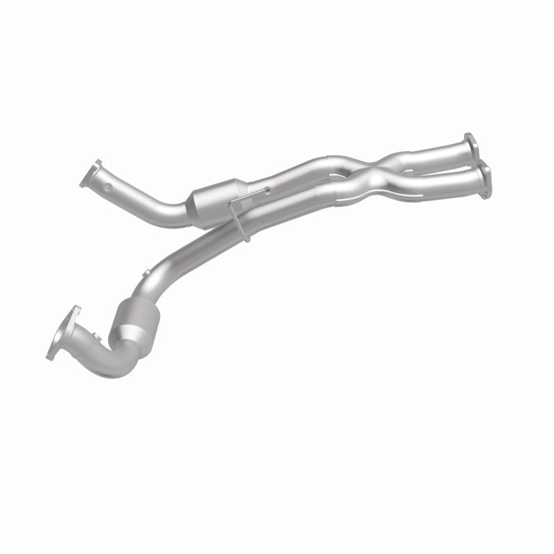 MagnaFlow OEM-Grade Direct-Fit Catalytic Converter - Jeep Grand Cherokee SRT8 2006-2010 6.1L, view 3