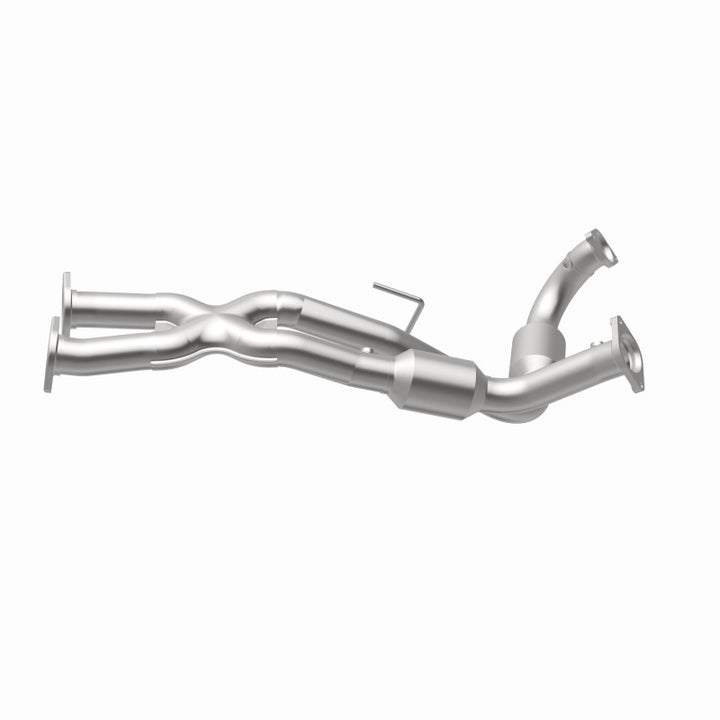 MagnaFlow OEM-Grade Direct-Fit Catalytic Converter - Jeep Grand Cherokee SRT8 2006-2010 6.1L, view 4