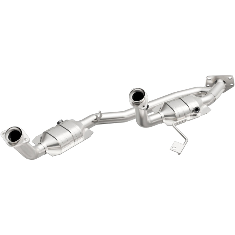 MagnaFlow OEM-Grade Direct-Fit Catalytic Converter - Ford Freestar 2004-2007 3.9L
