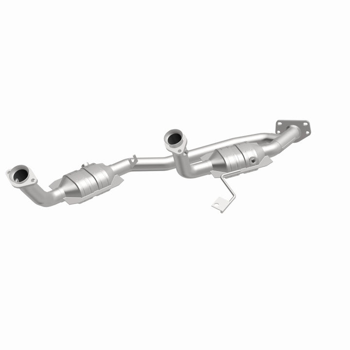 MagnaFlow OEM-Grade Direct-Fit Catalytic Converter - Ford Freestar 2004-2007 3.9L, view 37
