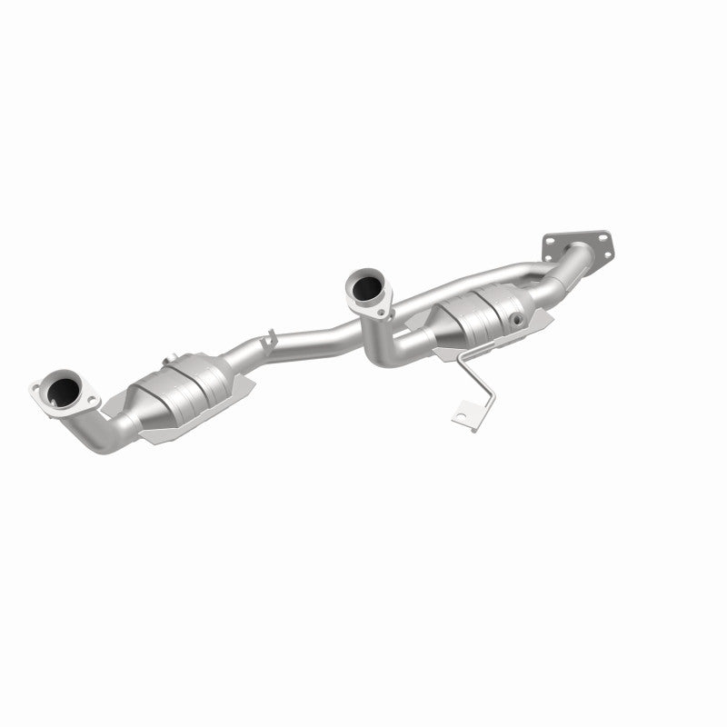 MagnaFlow OEM-Grade Direct-Fit Catalytic Converter - Ford Freestar 2004-2007 3.9L, view 39