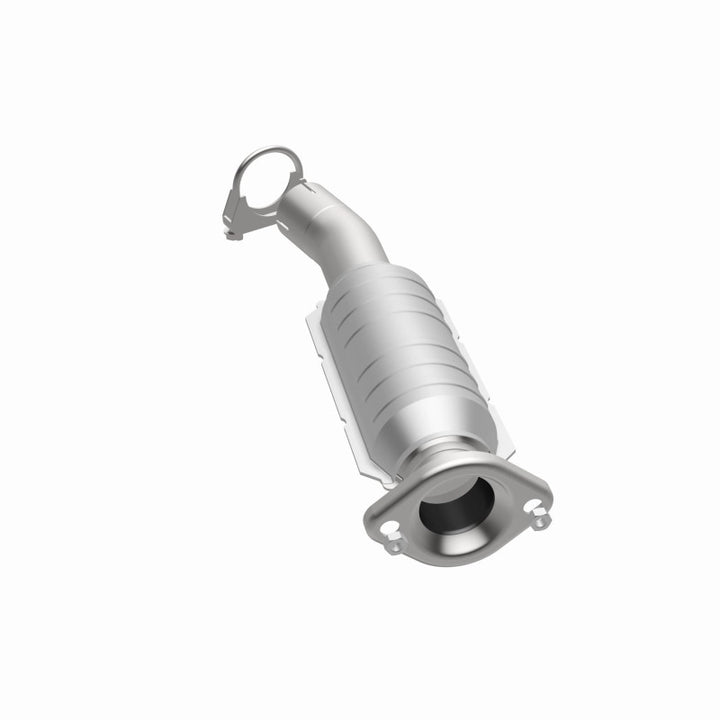 MagnaFlow OEM-Grade Direct-Fit Catalytic Converter - Toyota Sienna 2004-2010 3.3L, view 3
