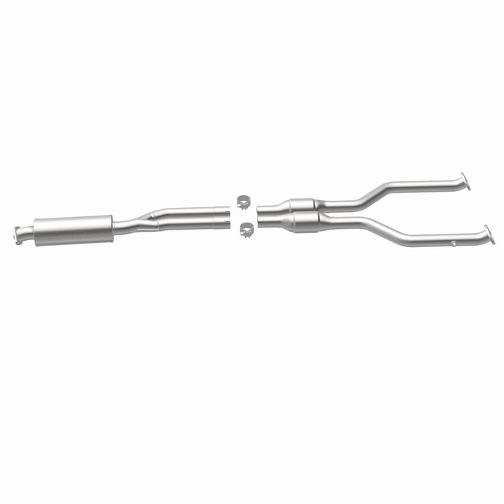 MagnaFlow OEM-Grade Direct-Fit Catalytic Converter - Lexus IS250 2006-2013 2.5L - Rear Driver Side, view 15