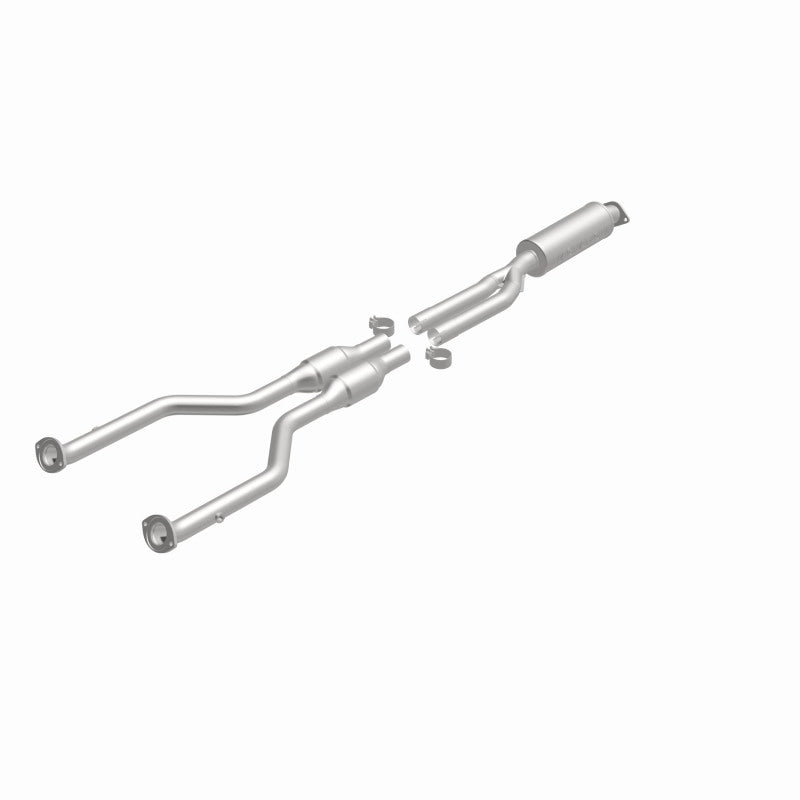 MagnaFlow OEM-Grade Direct-Fit Catalytic Converter - Lexus IS250 2006-2013 2.5L - Rear Driver Side, view 3