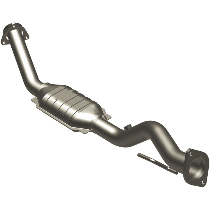MagnaFlow OEM-Grade Direct-Fit Catalytic Converter - Chevrolet Trailblazer 2006-2007 4.2L - Underbody