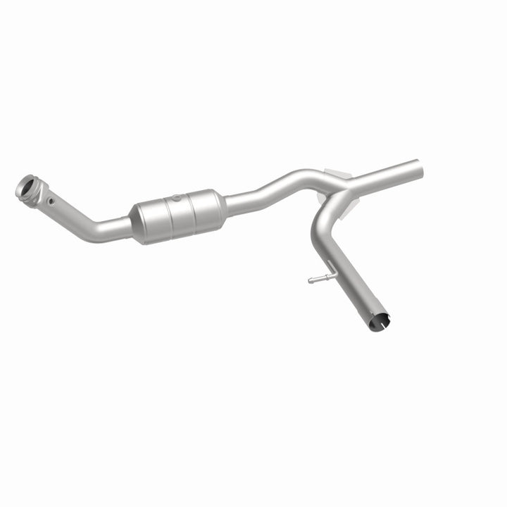 MagnaFlow OEM-Grade Direct-Fit Catalytic Converter - Ford F-150 2004-2008 4.6L V8, view 4
