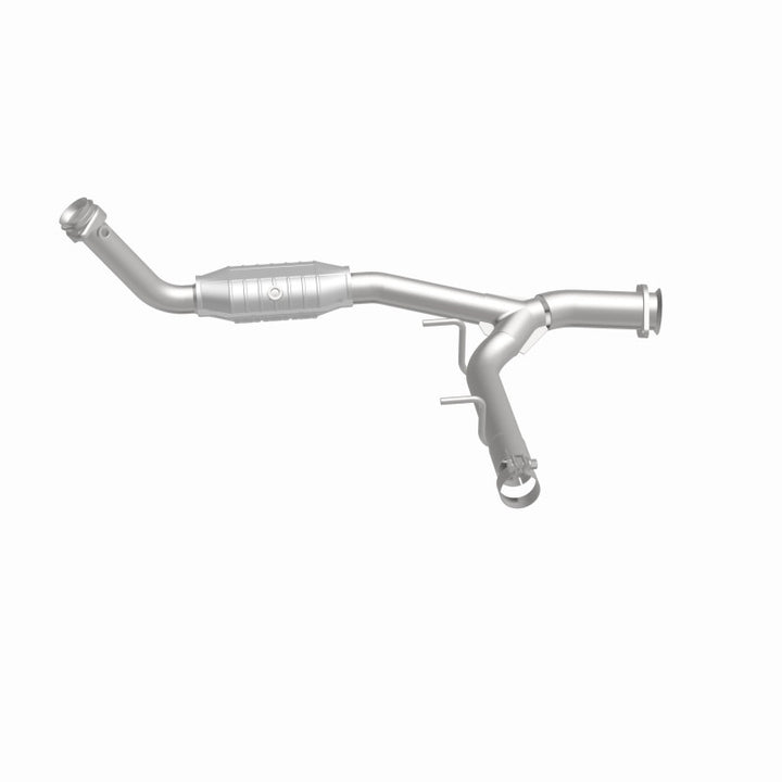 MagnaFlow OEM-Grade Direct-Fit Catalytic Converter - Ford Expedition / Lincoln Navigator 5.4L 2003-2006 - Passenger Side, view 11