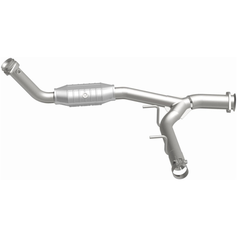 MagnaFlow OEM-Grade Direct-Fit Catalytic Converter - Ford Expedition / Lincoln Navigator 5.4L 2003-2006 - Passenger Side, view 30